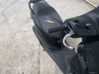Piaggio Liberty 150 2023-thumb-1
