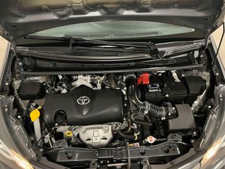Toyota Yaris 2017 1.5cc•110hp•Navi•Camera•Bleutooth•-thumb-18