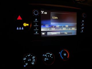 Toyota Yaris 2017 1.5cc•110hp•Navi•Camera•Bleutooth•-thumb-13