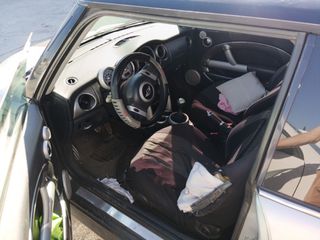 Mini Cooper S 2003-thumb-7