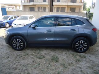Mercedes-Benz GLA 250 2023 GLA 250E-thumb-6
