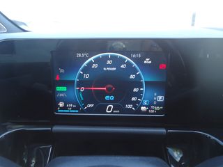 Mercedes-Benz GLA 250 2023 GLA 250E-thumb-21