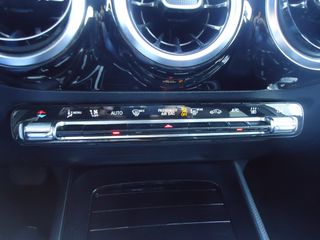 Mercedes-Benz GLA 250 2023 GLA 250E-thumb-26