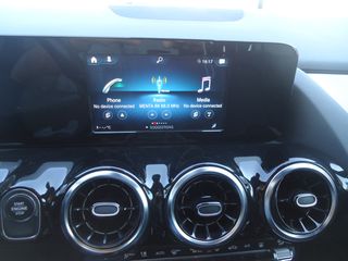Mercedes-Benz GLA 250 2023 GLA 250E-thumb-27