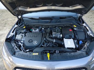 Mercedes-Benz GLA 250 2023 GLA 250E-thumb-29