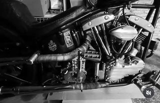 Harley Davidson 1968 FL 1200-thumb-1