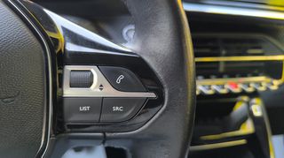 Peugeot 2008 2020 1.2 PURETECH 130 ALLURE-thumb-17