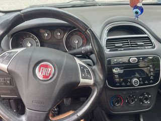 Fiat Punto 2014 SPORTING-thumb-10