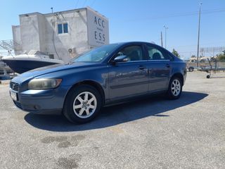 Volvo S40 2006 1.6 105 HP-thumb-1
