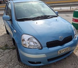 Toyota Yaris 2004-thumb-1