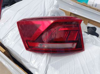 ΠΙΣΩ ΑΡΙΣΤΕΡΟ ΦΑΝΑΡΙ ΓΙΑ VW T-ROC '22-'26 ΚΩΔΙΚΟΣ 2GA945095D.Η ΤΙΜΗ ΕΙΝΑΙ ΕΝΔΕΙΚΤΙΚΗ