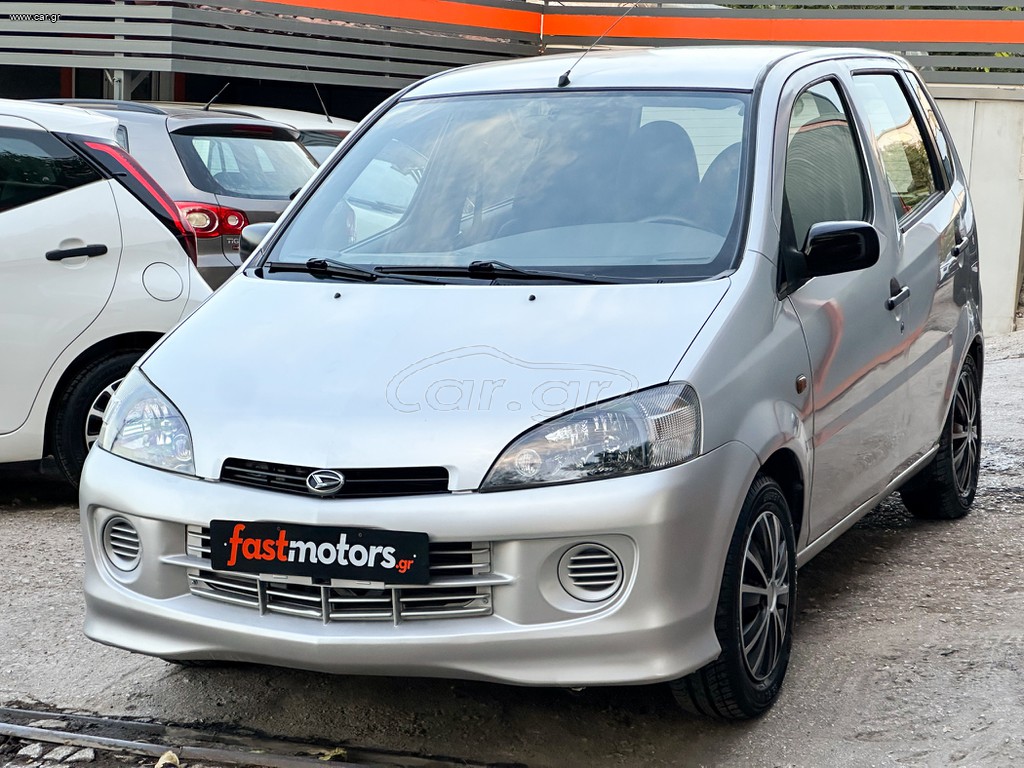 Daihatsu YRV thumbnail 3