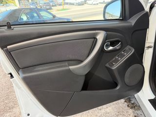 Dacia Duster 2017 DUSTER 4X4 1.5-thumb-11