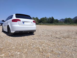 Audi S3 2009 sportback -panorama-thumb-4