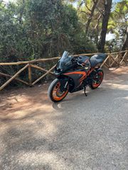 KTM RC 390 2017-thumb-2
