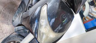 ΜΑΣΚΑ ΕΜΠΡΟΣ ΦΑΝΟΥ PIAGGIO BEVERLY ΜΑΥΡΗ ΓΝΗΣΙΑ-thumb-2