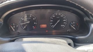 Peugeot 406 1999-thumb-14