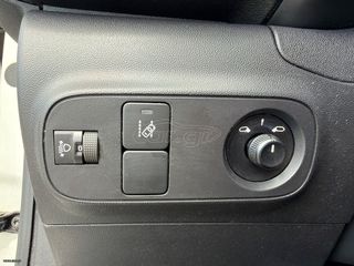 Citroen C3 2017 1.2 PURETECH 82HP Bi-Color-thumb-40