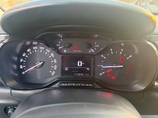 Citroen C3 2018 143000-thumb-22
