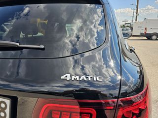 Mercedes-Benz GLC 300 2021-thumb-5