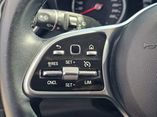 Mercedes-Benz GLC 300 2021-thumb-15