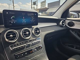 Mercedes-Benz GLC 300 2021-thumb-16