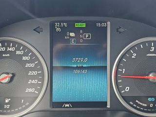 Mercedes-Benz GLC 300 2021-thumb-17