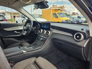Mercedes-Benz GLC 300 2021-thumb-22