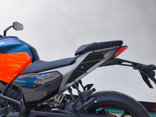 KTM 125 Duke 2025 KTM Duke125 (2025) με 3.660 χλμ-thumb-5