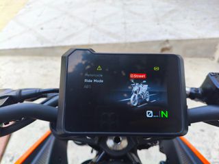 KTM 125 Duke 2025 KTM Duke125 (2025) με 3.660 χλμ-thumb-31