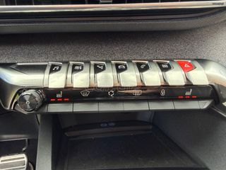 Peugeot 3008 2021 1.2 PURETECH 130 "ROAD TRIP" EAT8-thumb-75