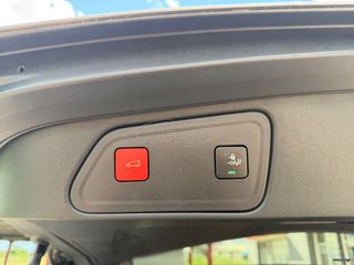 Peugeot 3008 2021 1.2 PURETECH 130 "ROAD TRIP" EAT8-thumb-43