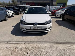Volkswagen Polo 2017-thumb-1