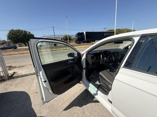 Volkswagen Polo 2017-thumb-9