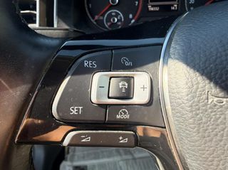 Volkswagen Polo 2017-thumb-13