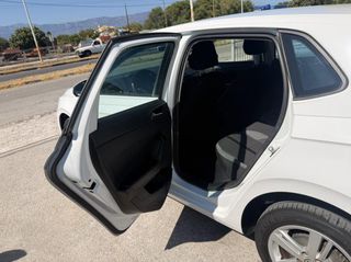 Volkswagen Polo 2017-thumb-22