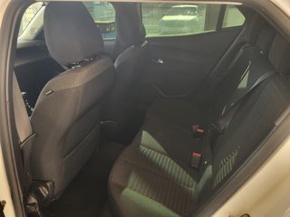 Peugeot 2008 2021 ACTIVE PLUS 1.200CC 100HP-thumb-13