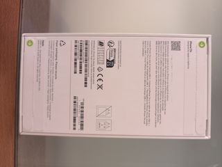 iphone 17 e black-thumb-1