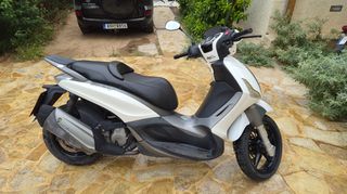 Piaggio Beverly 350 2013-thumb-2