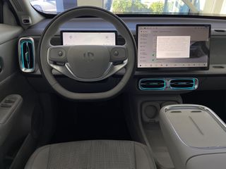Leapmotor B 10 2026 Design Hybrid EV Panorama-thumb-21