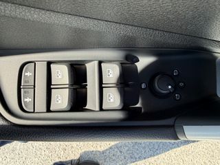 Audi Q2 2019 30TFSI  110PS  6 TAXYTHTES - ΕΓΓΥΗΣΗ ΕΩΣ 01/2029 Ή 150.000ΧΛ-thumb-9