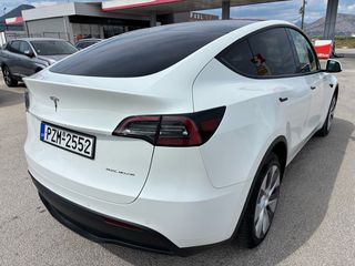 Tesla Model Y 2022 LONG RANGE DUAL MOTOR-thumb-4