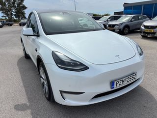 Tesla Model Y 2022 LONG RANGE DUAL MOTOR-thumb-3