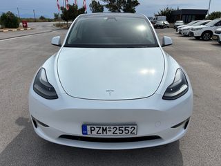 Tesla Model Y 2022 LONG RANGE DUAL MOTOR-thumb-1