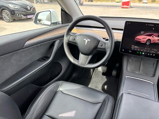 Tesla Model Y 2022 LONG RANGE DUAL MOTOR-thumb-11