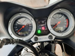 Suzuki V-Strom 1000 2004 V-STROM 1000-thumb-7