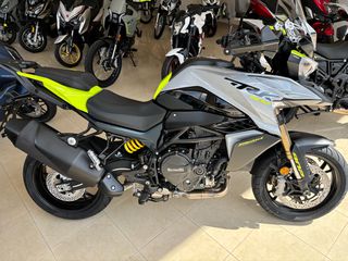 Benelli TRK 902 2026-thumb-1