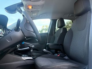 Opel Crossland (X) 2017-thumb-10