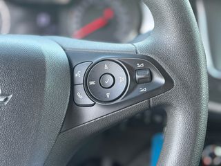 Opel Crossland (X) 2017-thumb-15