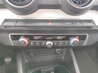Audi Q2 2022 30 TFSI 116PS Ελληνικό με Book Service-thumb-25